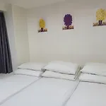 Calistar Hotel